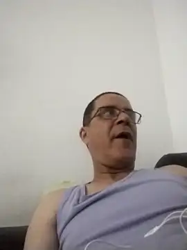 Snapshot of barboza991 chatting on May 2026 01:11:02 AM barboza991 online show from May 2026 01:11:02 AM