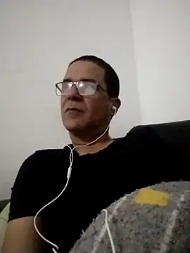 Snapshot of barboza991 chatting on May 2026 01:11:01 AM barboza991 online show from May 2026 01:11:01 AM