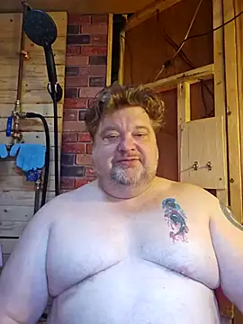 Snapshot of alienbunny chatting on March 2025 06:21:02 PM alienbunny online show from March 2025 06:21:02 PM