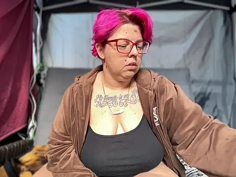 SunshineLexi online show from March 2025 12:28:01 PM