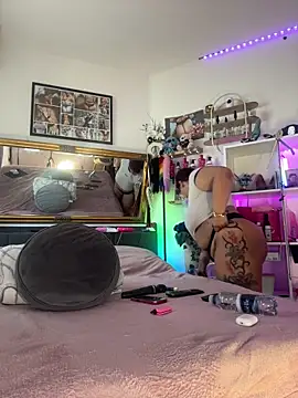SunshineLexi online show from May 2026 07:57:02 AM