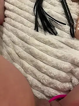 Sensolyss online show from March 2025 06:21:02 PM