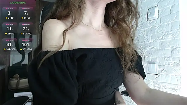 Snapshot of BB_Web chatting on January 2025 10:19:01 PM BB Web online show from January 2025 10:19:01 PM