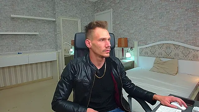 Snapshot of MateoBenjaminX chatting on December 2024 04:15:02 PM MateoBenjaminX online show from December 2024 04:15:02 PM