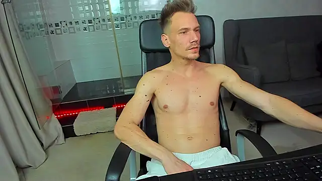 Snapshot of MateoBenjaminX chatting on February 2025 09:57:01 PM MateoBenjaminX online show from February 2025 09:57:01 PM