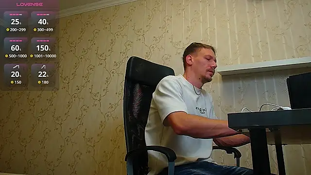 Snapshot of MateoBenjaminX chatting on October 2025 04:52:01 AM MateoBenjaminX online show from October 2025 04:52:01 AM