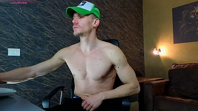 Snapshot of MateoBenjaminX chatting on March 2026 12:45:02 PM MateoBenjaminX online show from March 2026 12:45:02 PM