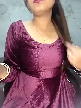 Snapshot of Shanaya_Hotty chatting on January 2025 07:15:01 PM Shanaya Hotty online show from January 2025 07:15:01 PM