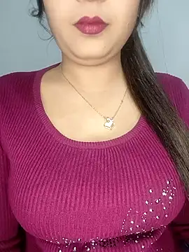 Shanaya Hotty online show from November 2025 08:55:01 PM