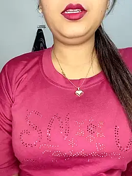 Shanaya Hotty online show from December 2025 09:33:01 PM