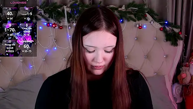 Snapshot of MiriaamWhite chatting on January 2025 01:52:02 PM MiriaamWhite online show from January 2025 01:52:02 PM