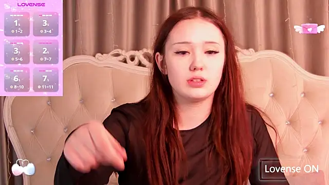 Snapshot of MiriaamWhite chatting on February 2025 07:13:01 PM MiriaamWhite online show from February 2025 07:13:01 PM