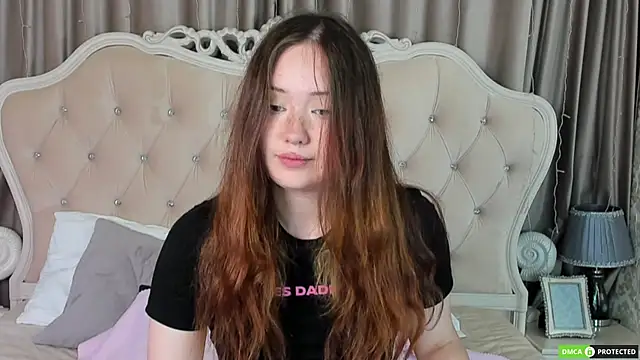 Snapshot of MiriaamWhite chatting on September 2025 03:51:01 AM MiriaamWhite online show from September 2025 03:51:01 AM