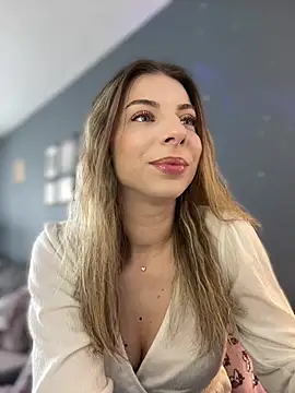 Mia Ethan online show from March 2026 08:03:02 AM