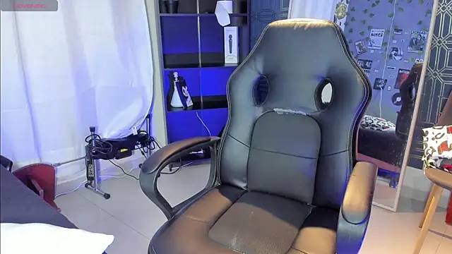  maria foxx  online show from December 2025 11:13:02 PM