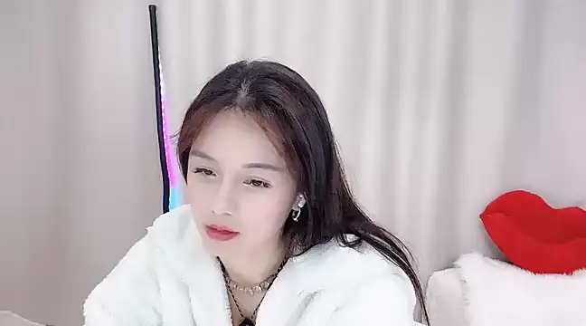 Snapshot of Alina-688- chatting on January 2025 07:45:02 PM Alina-688- online show from January 2025 07:45:02 PM