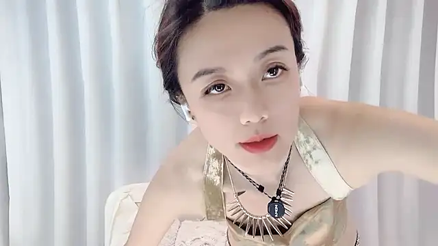 Snapshot of Alina-688- chatting on January 2025 09:56:02 AM Alina-688- online show from January 2025 09:56:02 AM