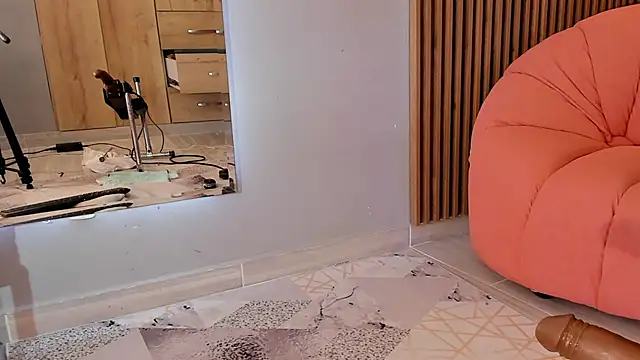 Eilin clio online show from December 2024 03:42:02 PM