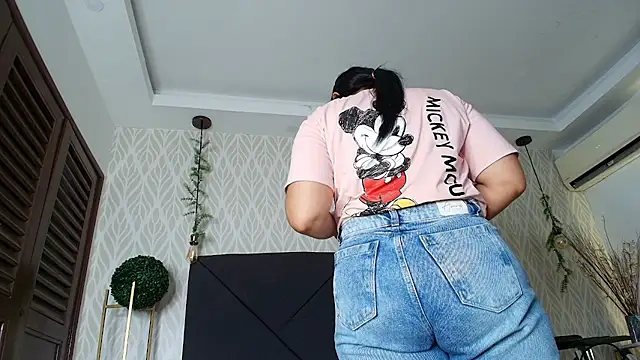 sandy rivas online show from June 2026 12:04:02 PM