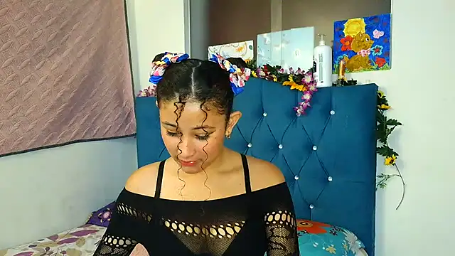 Milkdulce1 online show from March 2026 04:22:01 PM