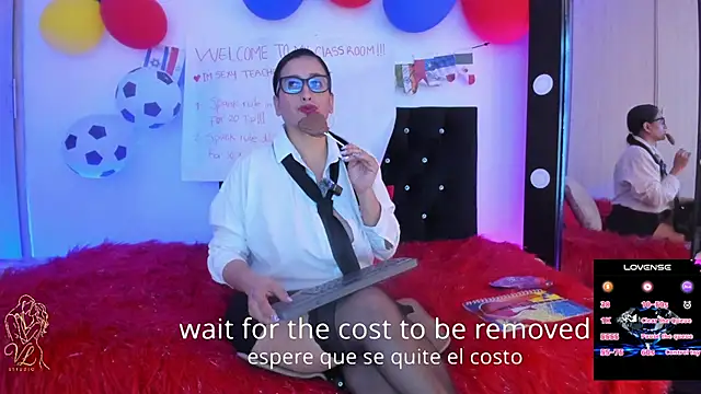 Snapshot of vaiolet_triana chatting on June 2026 08:41:02 PM vaiolet triana online show from June 2026 08:41:02 PM
