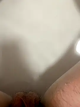 Hugo76578 online show from November 2025 10:10:02 PM