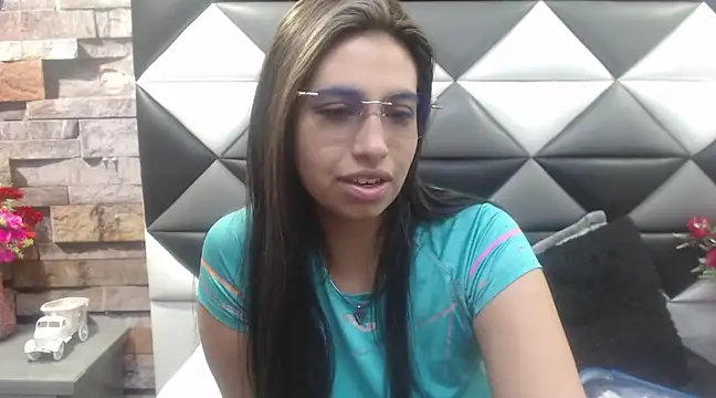 Snapshot of Tammy_Blackk chatting on January 2025 12:13:02 PM Tammy Blackk online show from January 2025 12:13:02 PM
