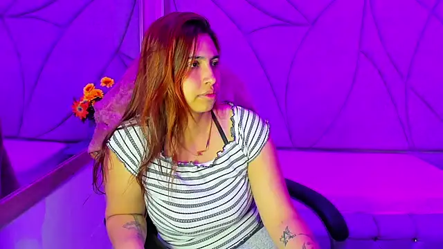 Snapshot of Tammy_Blackk chatting on November 2025 03:42:02 AM Tammy Blackk online show from November 2025 03:42:02 AM