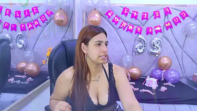 Snapshot of Tammy_Blackk chatting on November 2025 04:23:02 AM Tammy Blackk online show from November 2025 04:23:02 AM