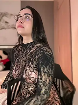 Pink Jazmin online show from March 2026 12:38:01 AM