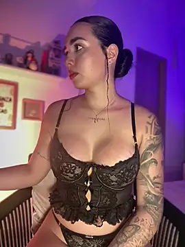 Pink Jazmin online show from June 2026 01:19:01 AM
