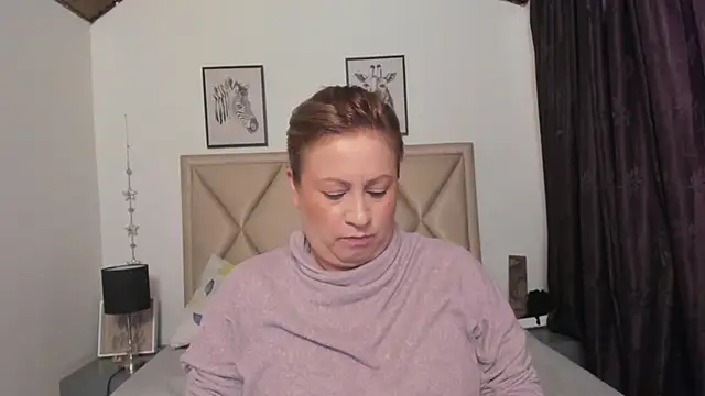 MonyCassius online show from June 2026 12:09:02 PM