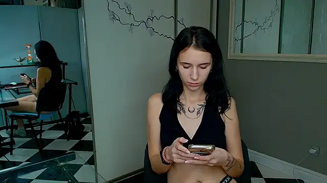 KarolinaBlacks online show from December 2024 04:29:02 PM