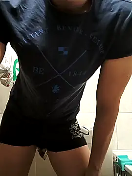 Snapshot of petibacsi96 chatting on January 2025 03:07:01 PM petibacsi96 online show from January 2025 03:07:01 PM