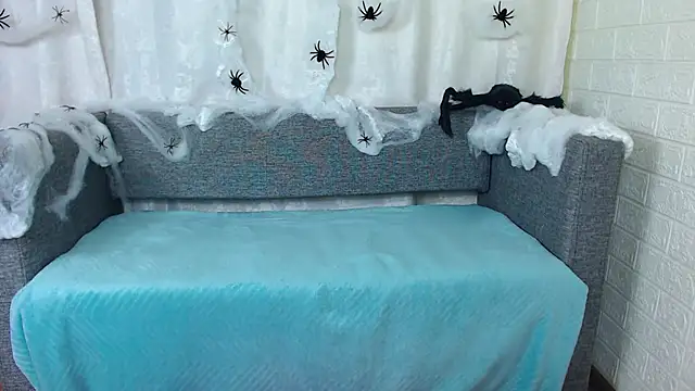 bellaa love  online show from October 2025 12:30:02 AM