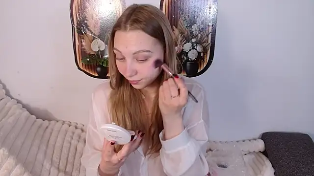 bellaa love  online show from May 2026 12:41:01 AM