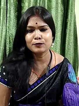 Snapshot of yoursweety09 chatting on November 2025 01:43:02 PM yoursweety09 online show from November 2025 01:43:02 PM