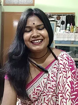 Snapshot of yoursweety09 chatting on February 2026 04:33:01 AM yoursweety09 online show from February 2026 04:33:01 AM