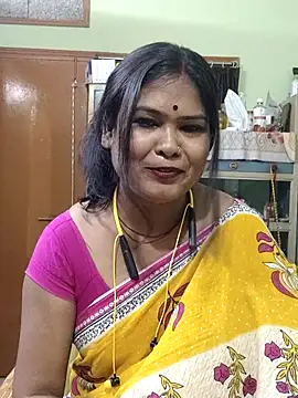 yoursweety09 online show from May 2026 06:43:02 AM