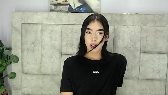 Eban Dustan online show from October 2025 08:29:02 PM