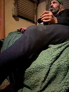 Snapshot of KBD85 chatting on January 2026 10:52:02 AM KBD85 online show from January 2026 10:52:02 AM