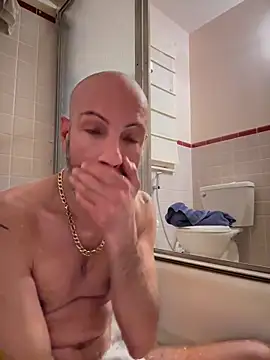 Snapshot of KBD85 chatting on February 2026 02:27:01 AM KBD85 online show from February 2026 02:27:01 AM