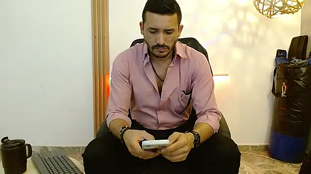 Reiko 85  online show from November 2025 07:36:03 PM