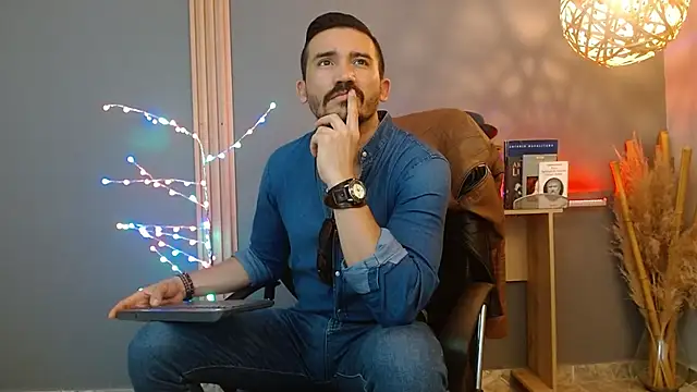 Reiko 85  online show from March 2026 07:21:02 PM