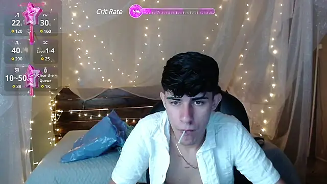 Snapshot of Dyla_n18 chatting on March 2025 08:12:01 PM Dyla n18 online show from March 2025 08:12:01 PM