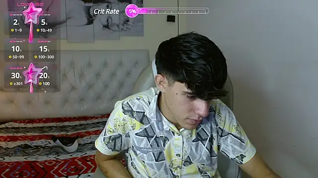 Snapshot of Dyla_n18 chatting on March 2025 07:55:02 PM Dyla n18 online show from March 2025 07:55:02 PM