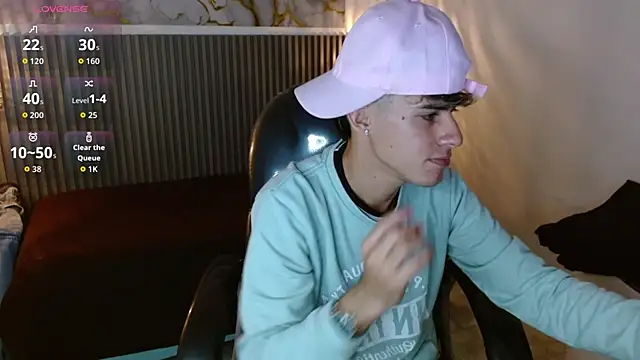 Snapshot of Dyla_n18 chatting on September 2025 10:54:01 PM Dyla n18 online show from September 2025 10:54:01 PM