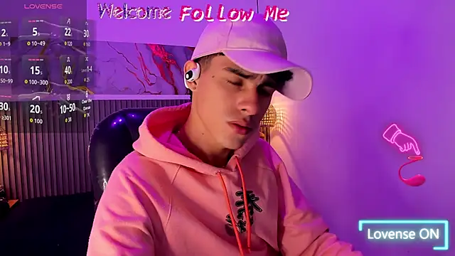 Dyla n18 online show from July 2026 08:33:01 PM
