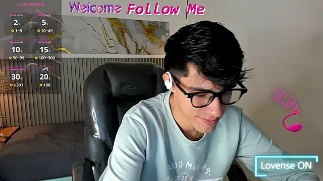 Dyla n18 online show from August 2026 08:33:01 PM
