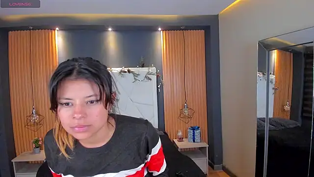 Snapshot of Antonella_Torres2 chatting on February 2025 09:35:01 AM Antonella Torres2 online show from February 2025 09:35:01 AM